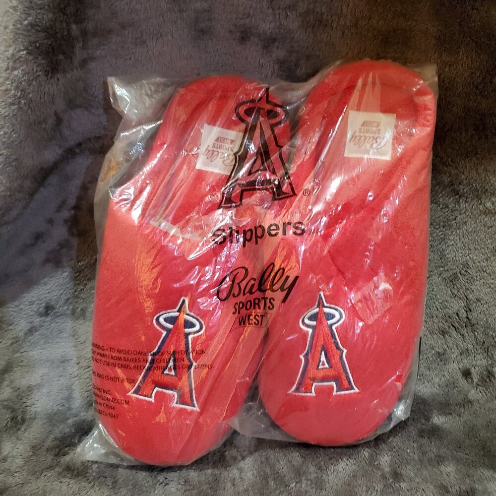 Bally Sports West Los Angeles Angels Men’s Slippers - Size 44/45-U.S. 10.5/11.5